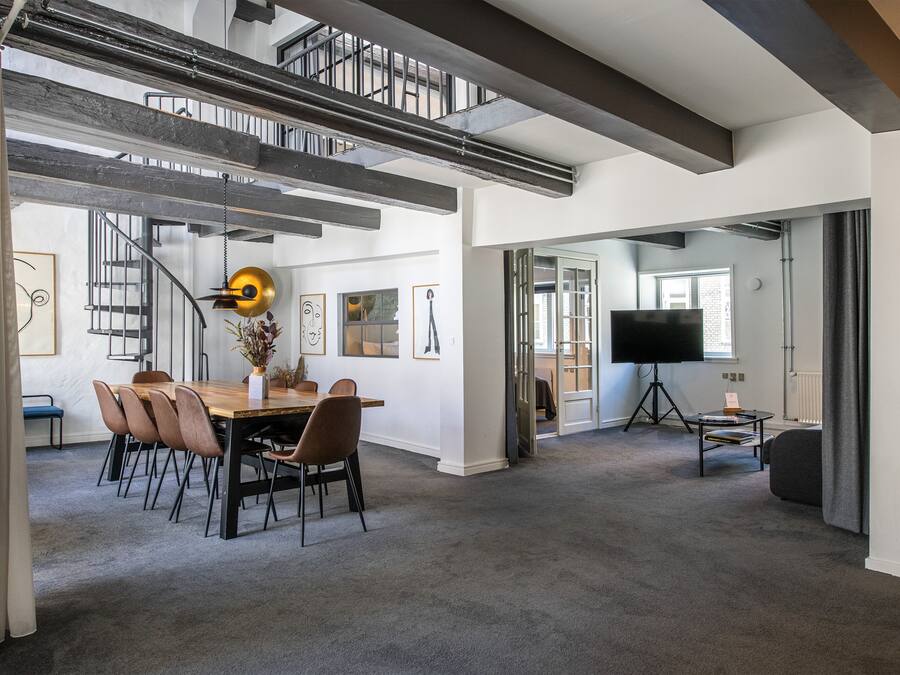 Exclusive Apartment | In-room dining