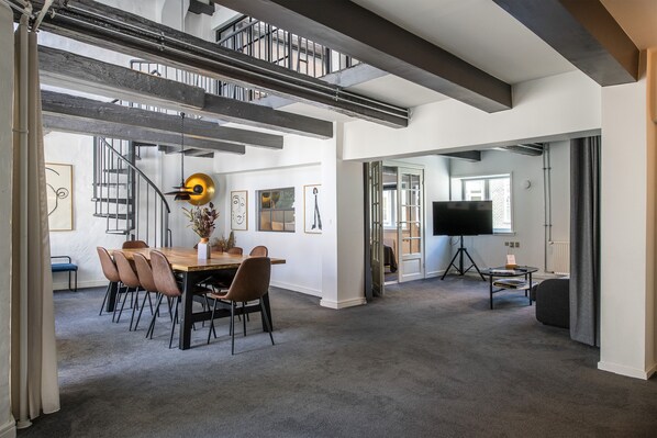 Exclusive Apartment | In-room dining - The Churchill Penthouse by Daniel&Jacob’s (Copenhagen)