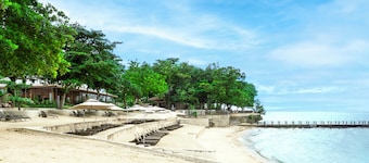 Savoy Hotel Mactan Cebu near Newtown Beach