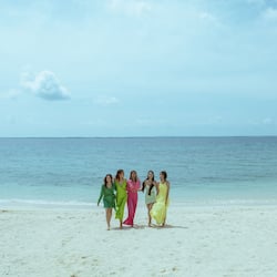 Private beach nearby, free beach shuttle, free beach cabanas