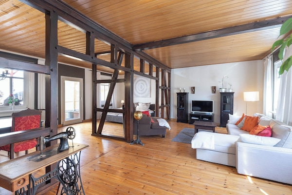 Apartment, 1 Bedroom, Non Smoking (HeimatNest) | Living area