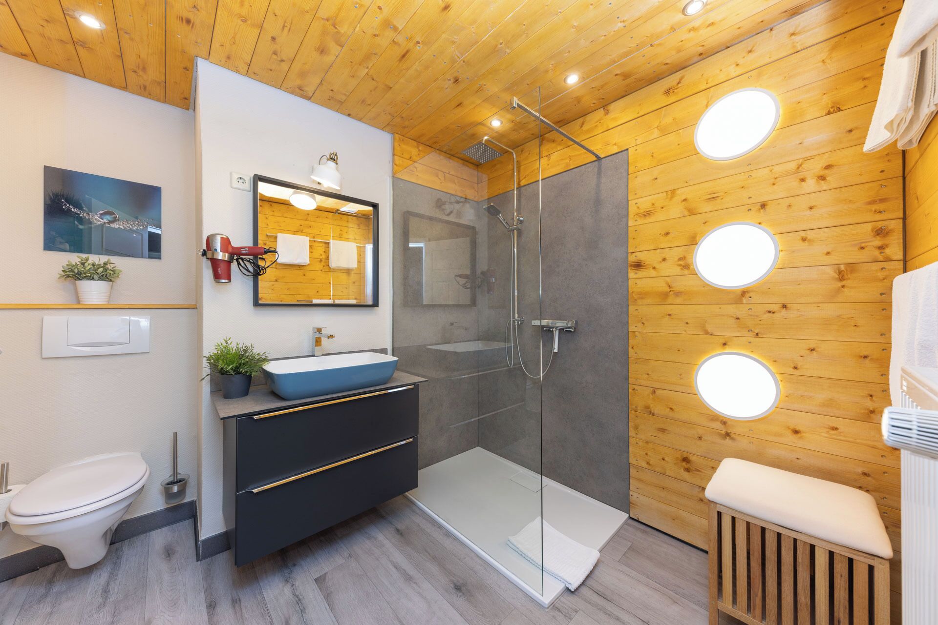 Apartment, 1 Schlafzimmer (RankenNest) | Badezimmer | Haartrockner, Handtücher, Seife, Toilettenpapier