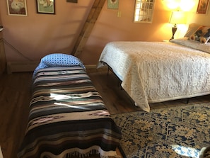 1 makuuhuone, silitysrauta/-lauta, ilmainen Wi-Fi, vuodevaatteet