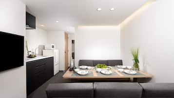 高級公寓, 1 間臥室 (6 Single Beds) | 1 間睡房、房內夾萬、書桌、熨斗/熨衫板
