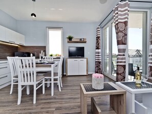 Apartment, 1 Bedroom | Living area