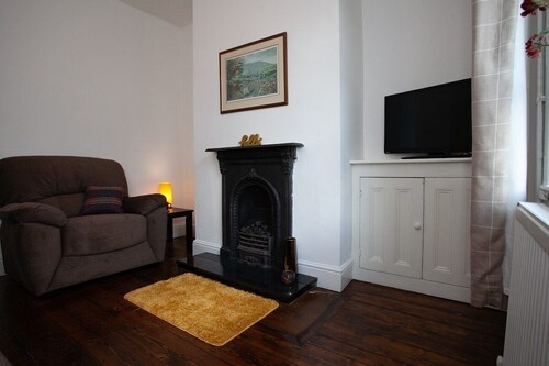 Spacious 3 bedroom Cottage in Whalley