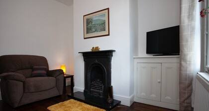Spacious 3 bedroom Cottage in Whalley