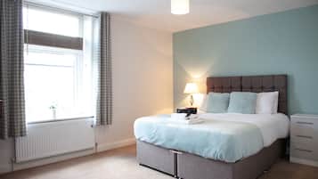 3 bedrooms, iron/ironing board, travel crib, WiFi (surcharge)