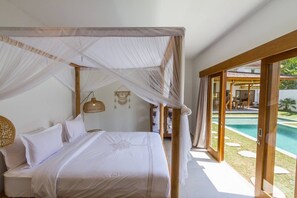 5 bedrooms, in-room safe, iron/ironing board, free WiFi