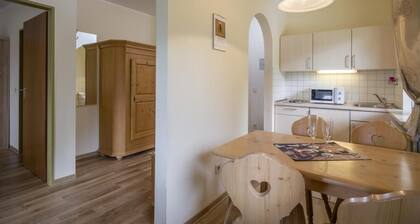 Schöne Eckwohnung mit grossen Balkon,Boxspringbetten,neues Badezimmer,Sauna