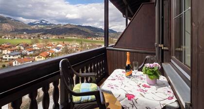 Schöne Eckwohnung mit grossen Balkon,Boxspringbetten,neues Badezimmer,Sauna