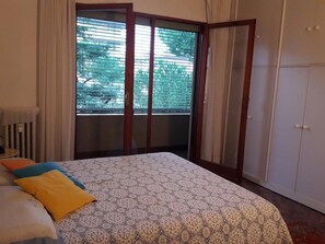 3 Schlafzimmer, Bügeleisen/Bügelbrett, WLAN, Bettwäsche