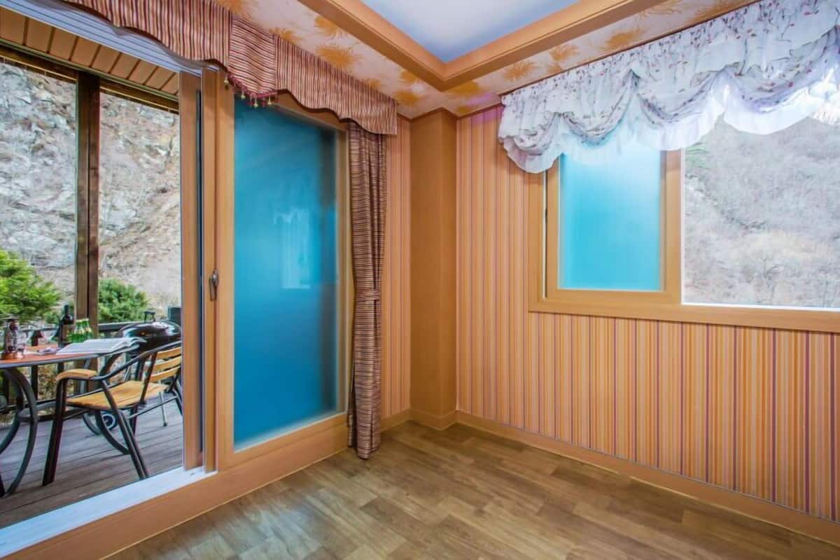Ondol Room (B) | 1 bedroom, free WiFi