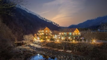 Front of property – evening/night