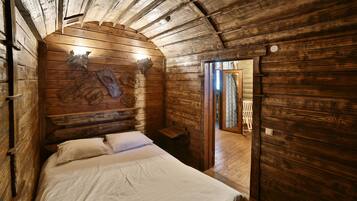 Appartement, piscine privée (incl. 1 hour sauna) | 1 chambre, minibar, coffres-forts dans les chambres