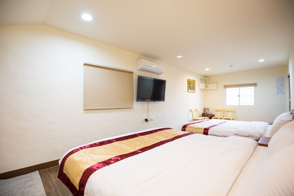 Habitación cuádruple (No.2) | Insonorización y wifi gratis 