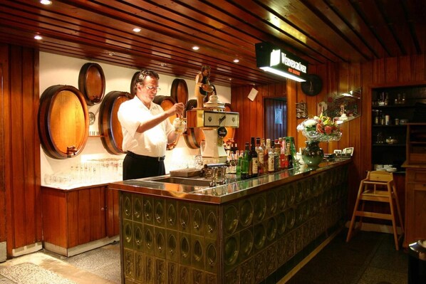 Bar (en la propiedad)