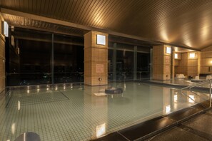 Public bath - Kamenoi Hotel Ome (Ome)