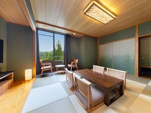 Japanese-style room B, Non Smoking | In-room safe, desk, free WiFi, bed sheets - Kamenoi Hotel Ome (Ome)