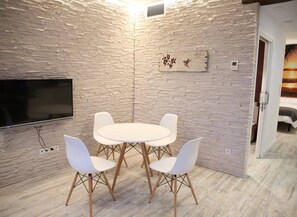 Dining - Maddiola Apart 1, Orio (Orio)