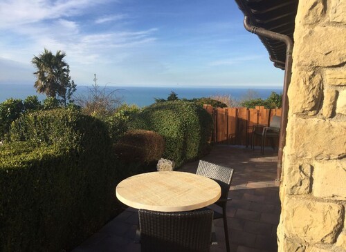 Maddiola Apart 5, Orio