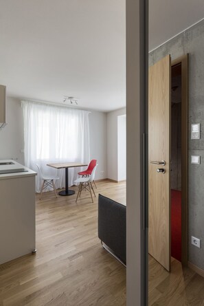 Premium Apartment | In-room dining - Premium Apartments Thommen (Nuremberg)
