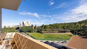 Habitación doble superior, balcón | Terraza o patio