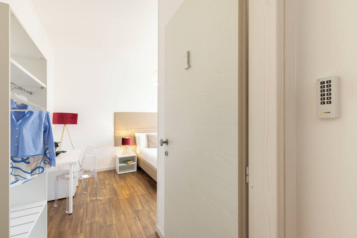 Habitación doble estándar | Ropa de cama de alta calidad, edredón y camas con efecto memoria 