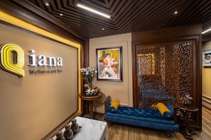 Massages aux pierres chaudes, massages des tissus profonds