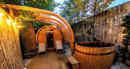 Prague Bay Houseboats
