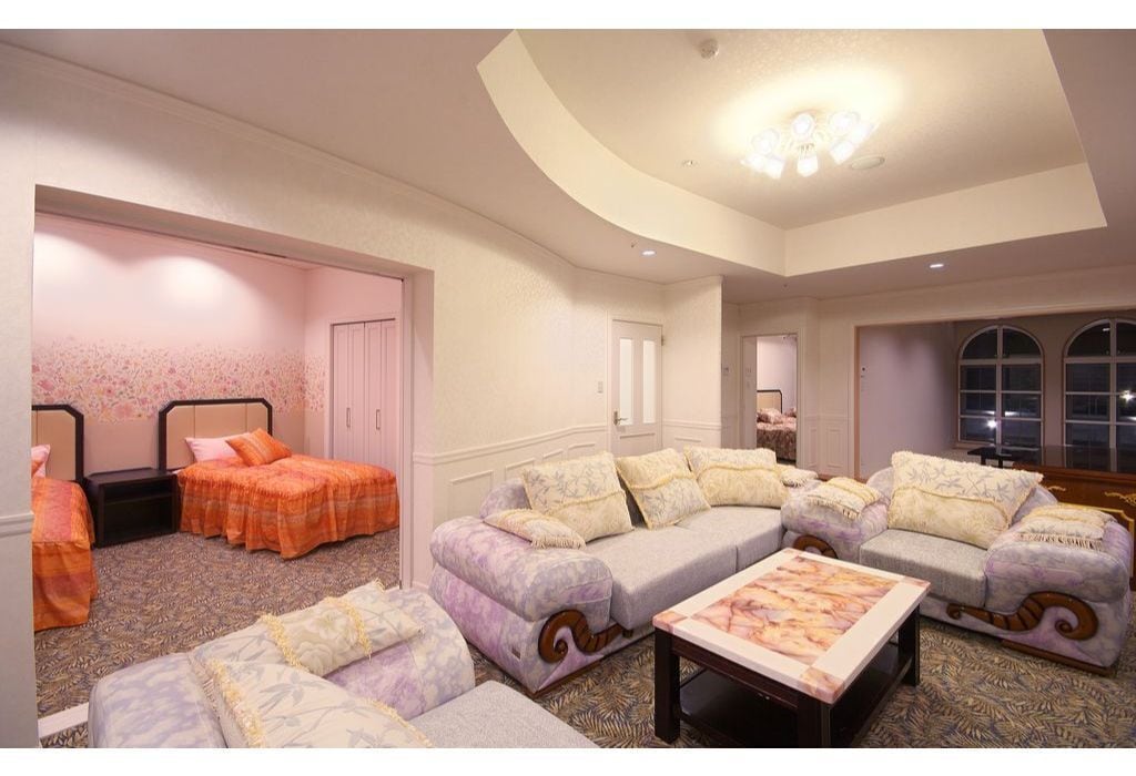 Luxurious and spacious space, spacious space on high floor 207