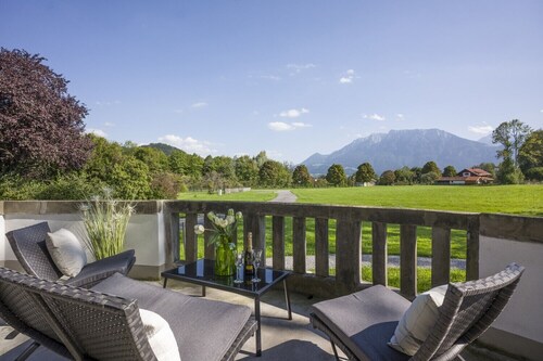 4****Exclusive holiday apartment in an Art Nouveau villa