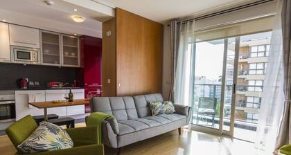 Place 4 you con balcones y estacionamiento gratuito