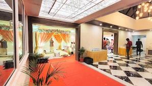 Banquet hall - Hotel Gupta Inn (Varanasi)
