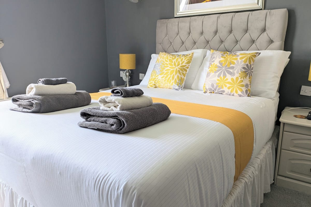 Habitación clásica doble (2) | Wifi gratis y ropa de cama
