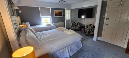 Sunnycroft Guesthouse - Image 12