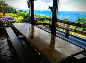 تناول الطعام