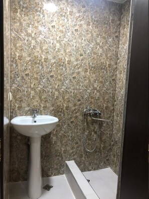 Slippers, towels - Tempus Hotel-Hostel (Yerevan)