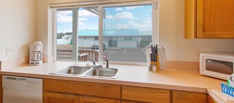 Windjammer Condos