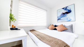 1 chambre, bureau, espace de travail pour ordinateur portable