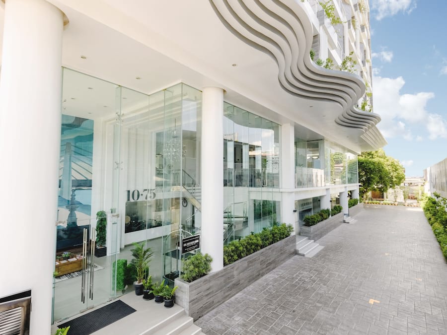 Pintu masuk hartanah