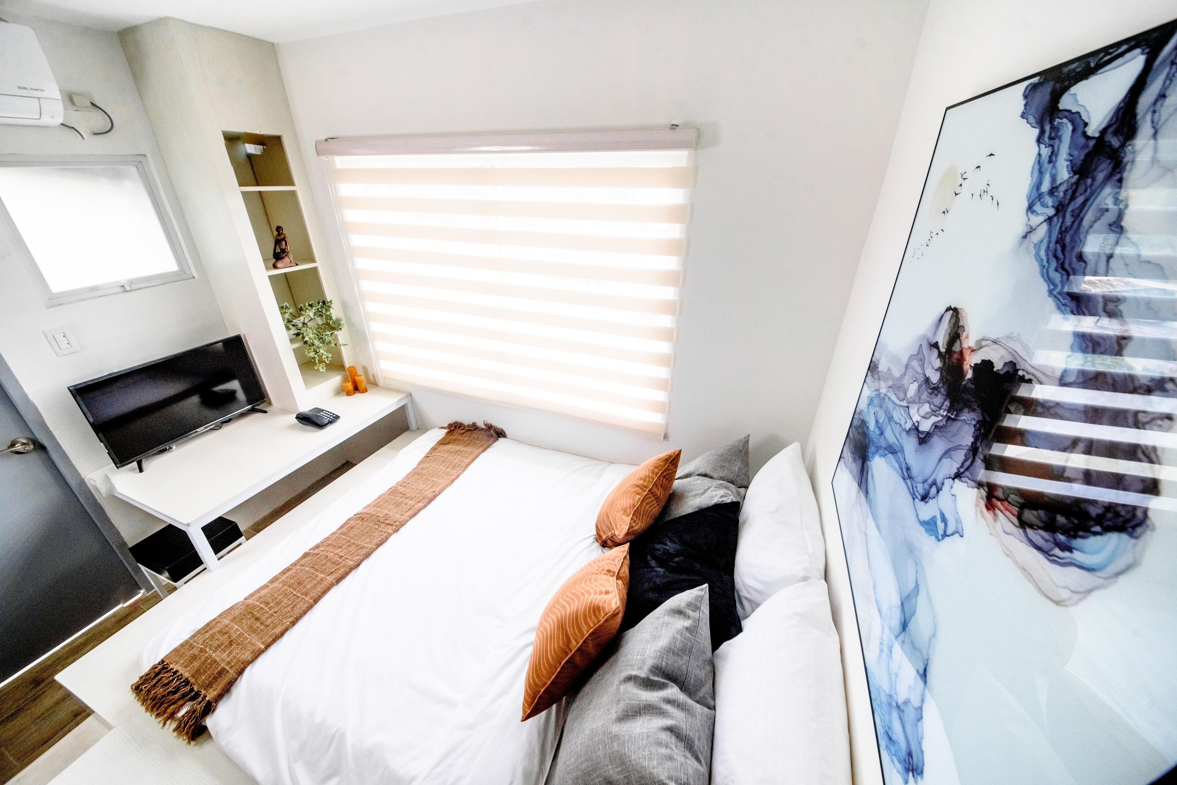 Photo - 1075 Dormitel