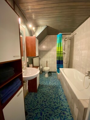 Apartment Ulme | Badezimmer