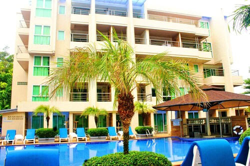 Patong Beach Spacieux Condo 3 chambres