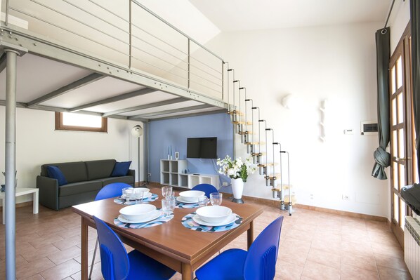 Apartment, 1 Bedroom | Living area