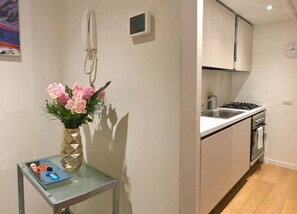 Apartment, 1 Schlafzimmer, Stadtblick | Eigene Küche | Kühlschrank, Mikrowelle, Ofen, Herdplatte