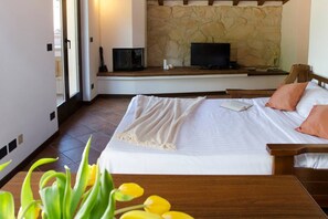 Apartment, Seeblick (1 Bedroom) | 1 Schlafzimmer, laptopgeeigneter Arbeitsplatz, Bügeleisen/Bügelbrett