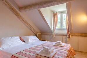 Apartment, 3 Bedrooms, Shared Bathroom | 3 bedrooms, iron/ironing board, free WiFi, bed sheets - JOIVY The Roof in Santa Margherita (Santa Margherita Ligure)