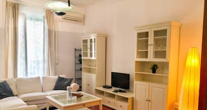 JOIVY Wooden Guerrini Apartment