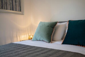 3 Schlafzimmer, Bügeleisen/Bügelbrett, WLAN, Bettwäsche